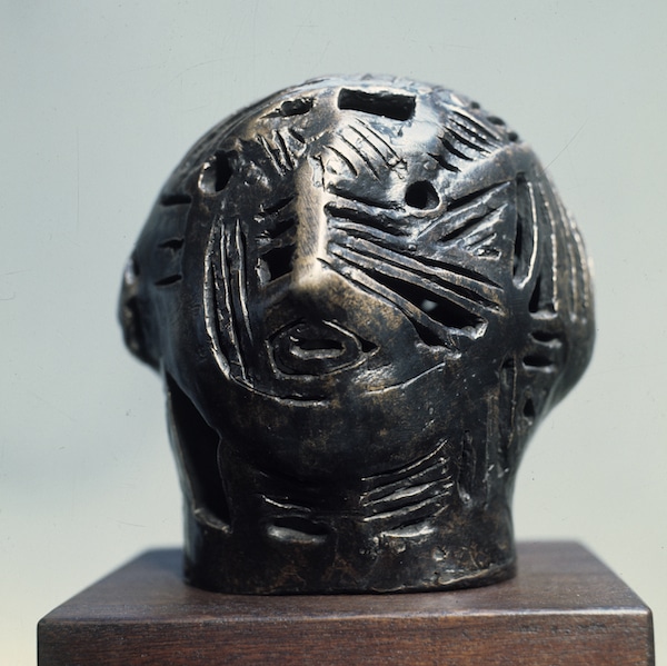 Henry-Moore-Maquette-for-Strapwork-Head- Photo: Michel Muller